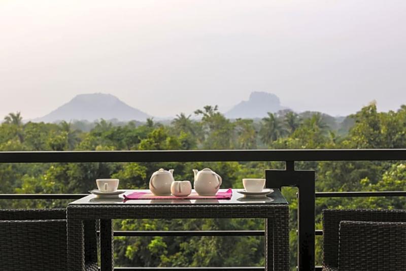 Cassandra Culture Resort Sigiriya Exterior foto